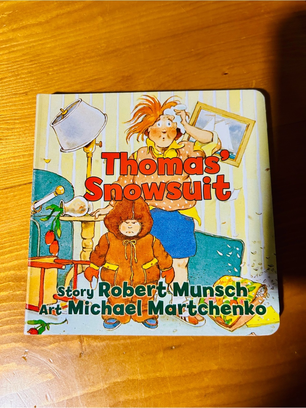 (3/$10) Thomas' Snowsuit Kids Board Book by - Robert Munsch